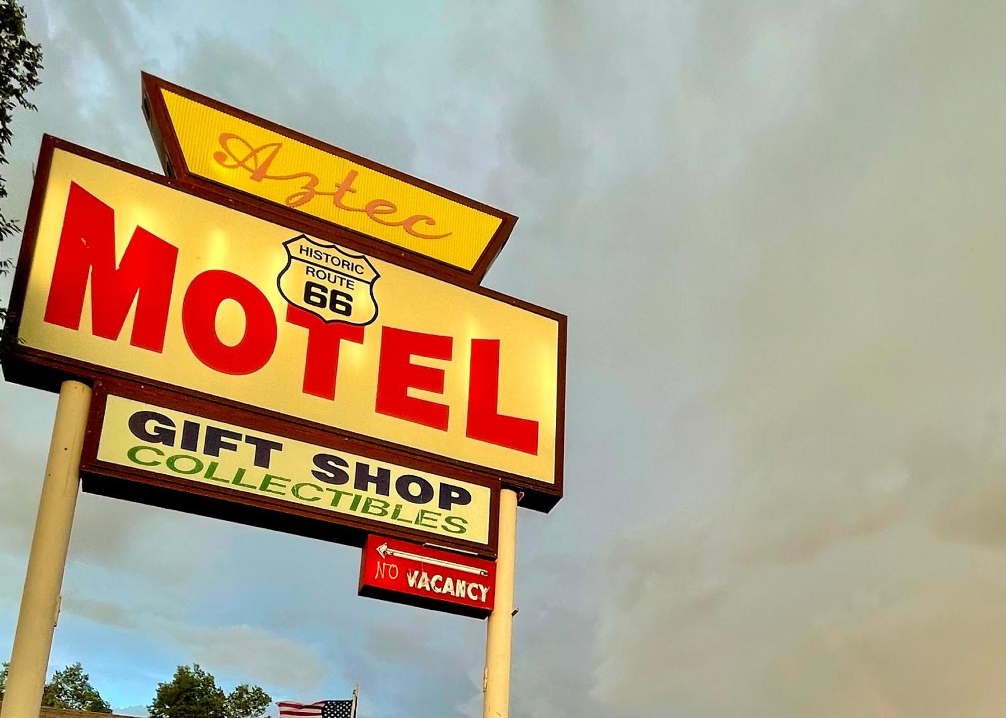 The Aztec & Creative Space Motel Seligman