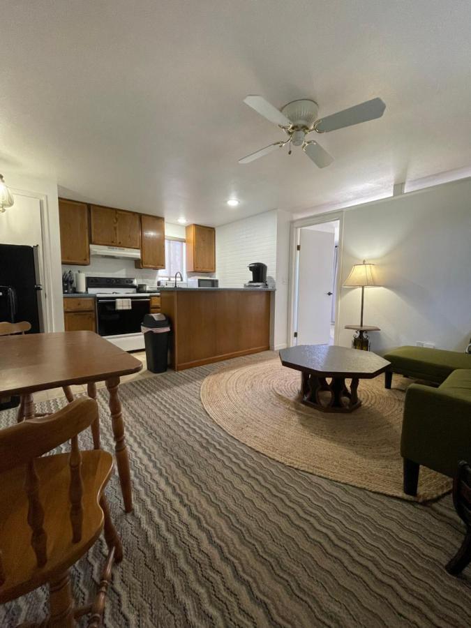 Motel The Aztec & Creative Space 5*