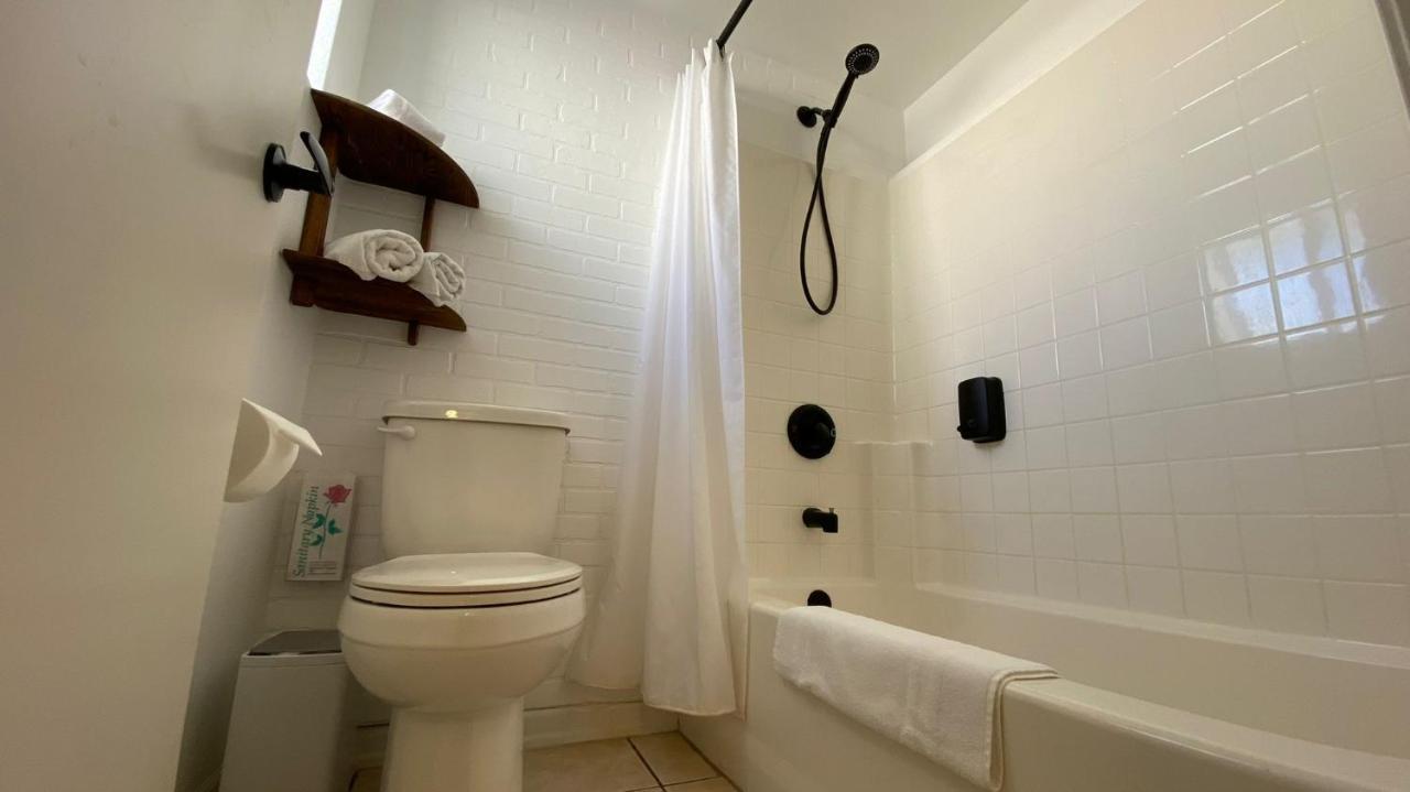 Motel The Aztec & Creative Space 5*
